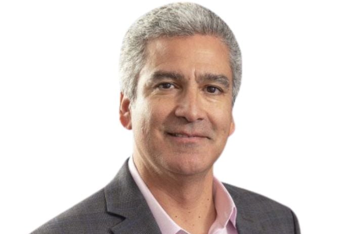 Headshot of Fernando R. Assing