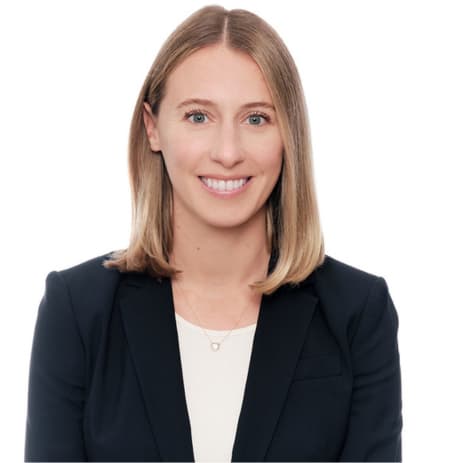 headshot of Elizabeth Sohmer