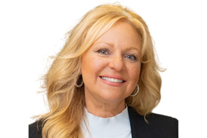 Headshot of Tina Faraca