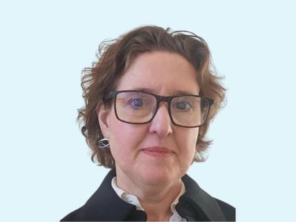 Carmen Julia Aguiar Headshot